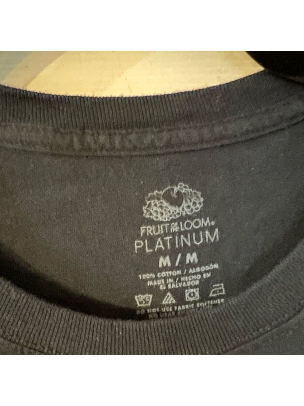 Kenny Chesney Trip Around The Sun Tour 2018 T-Shirt - Picture 3 of 5